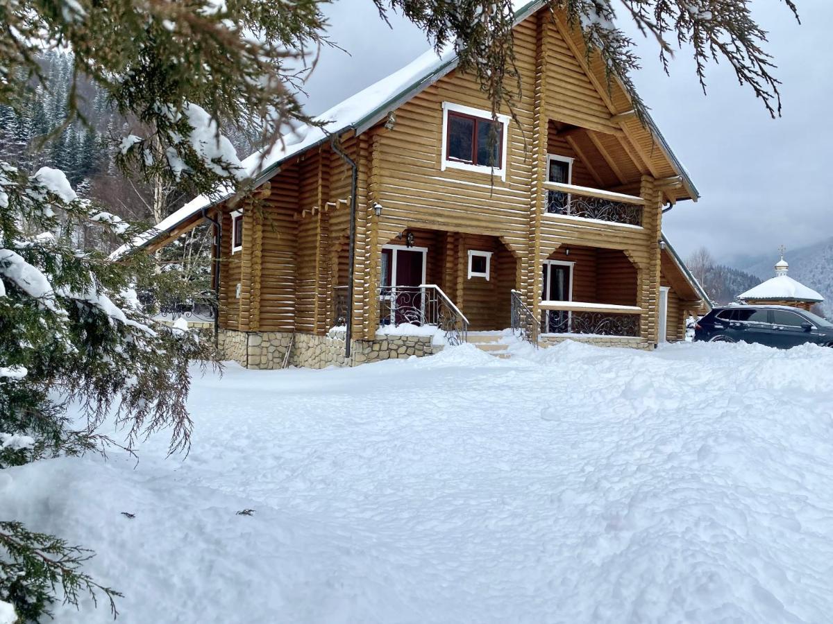 Chalet Four Seasons Villa Tatariv Eksteriør billede