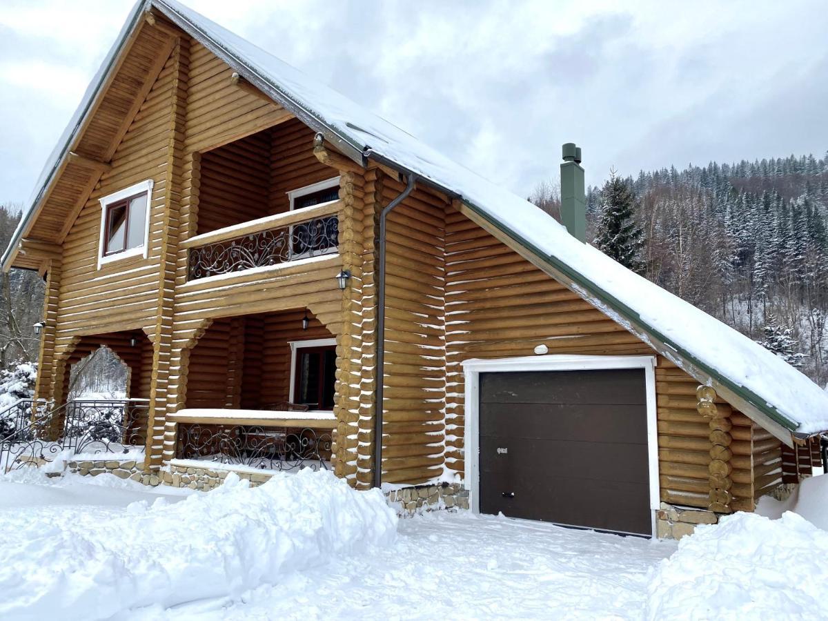 Chalet Four Seasons Villa Tatariv Eksteriør billede