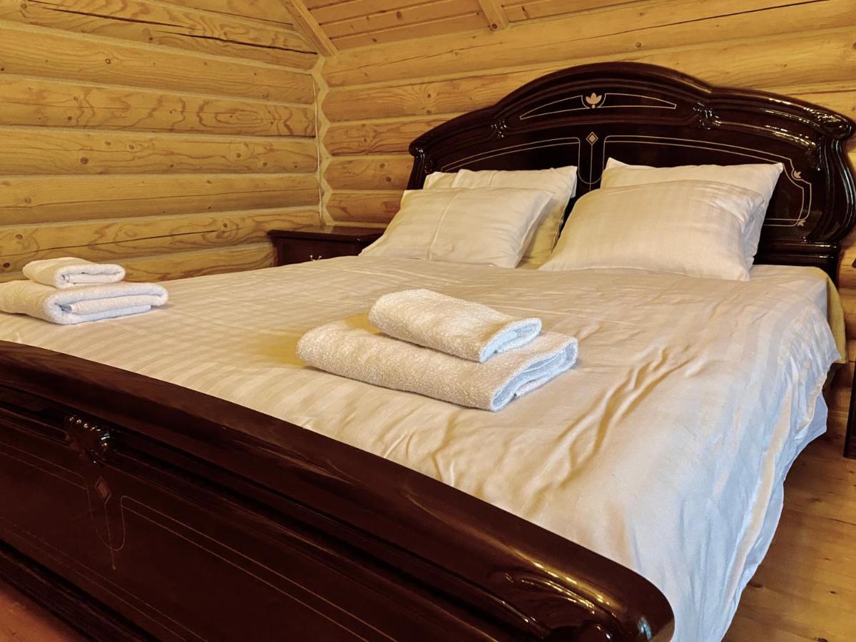 Chalet Four Seasons Villa Tatariv Eksteriør billede