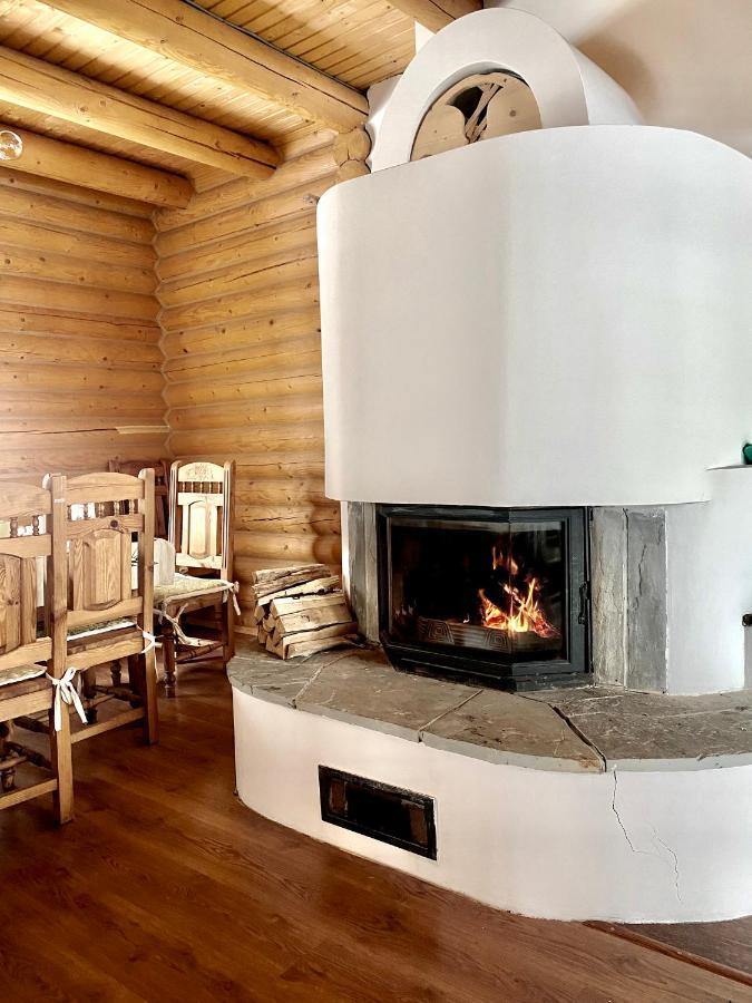 Chalet Four Seasons Villa Tatariv Eksteriør billede